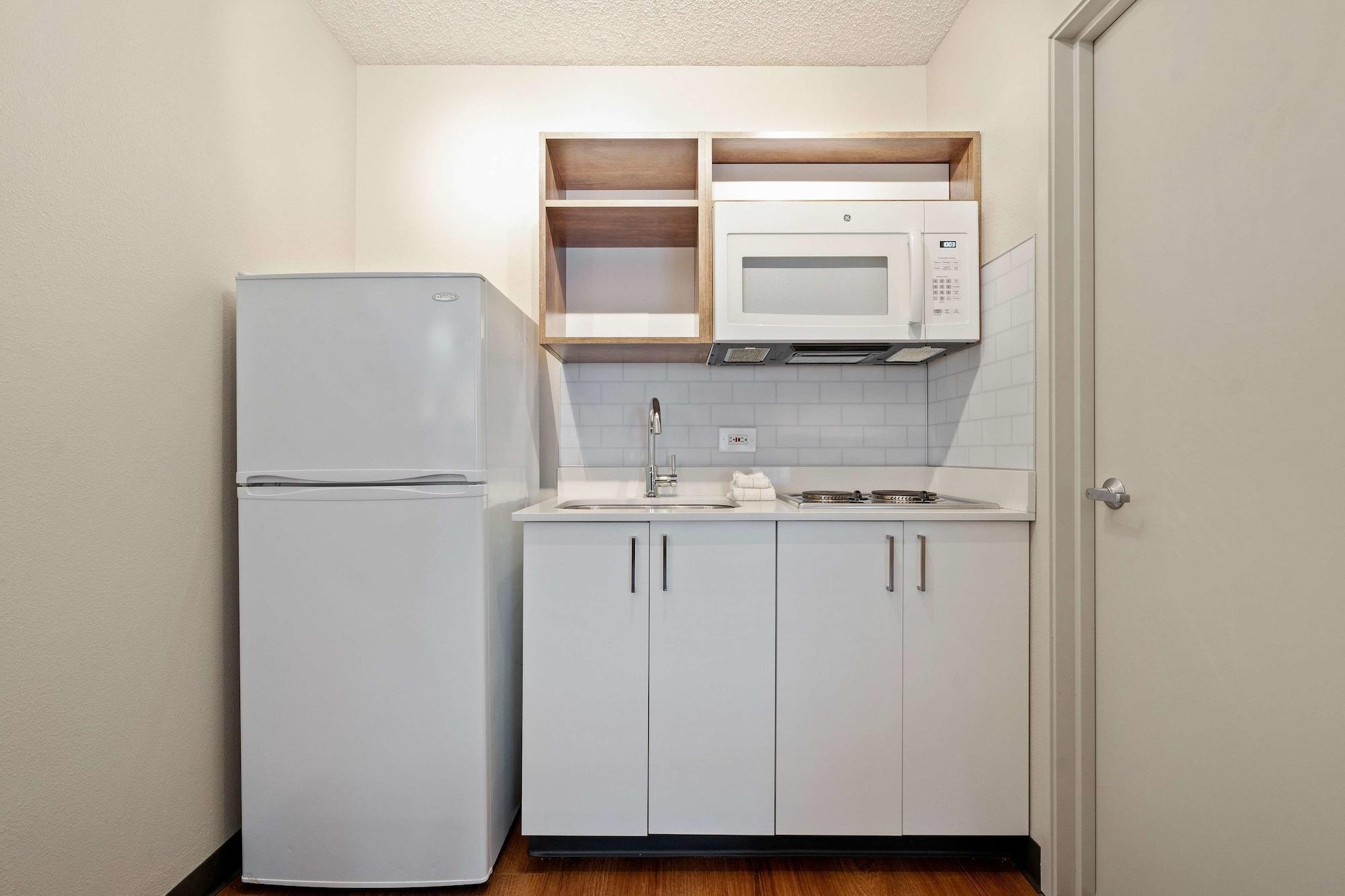 Extended Stay America Suites - Seattle - Redmond Белвью Экстерьер фото