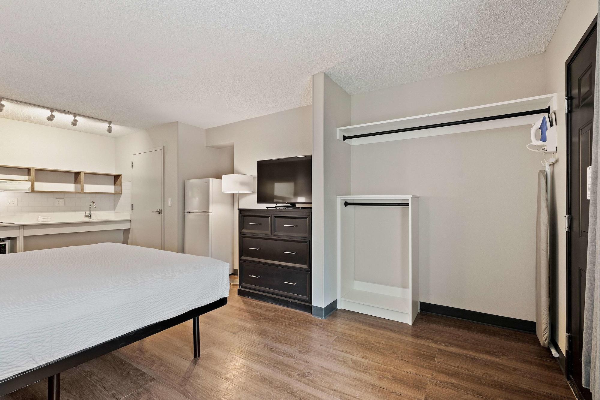 Extended Stay America Suites - Seattle - Redmond Белвью Экстерьер фото