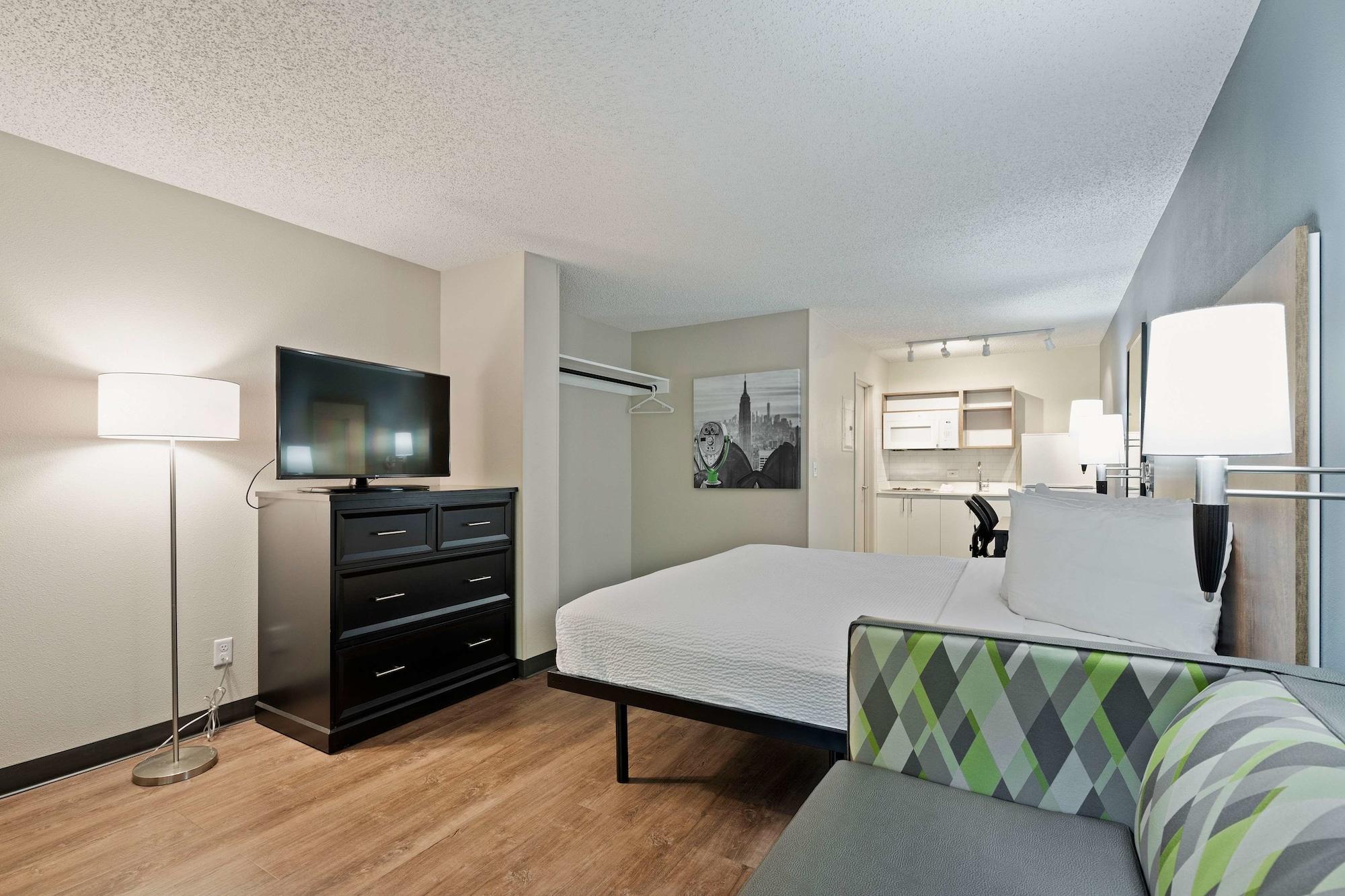 Extended Stay America Suites - Seattle - Redmond Белвью Экстерьер фото