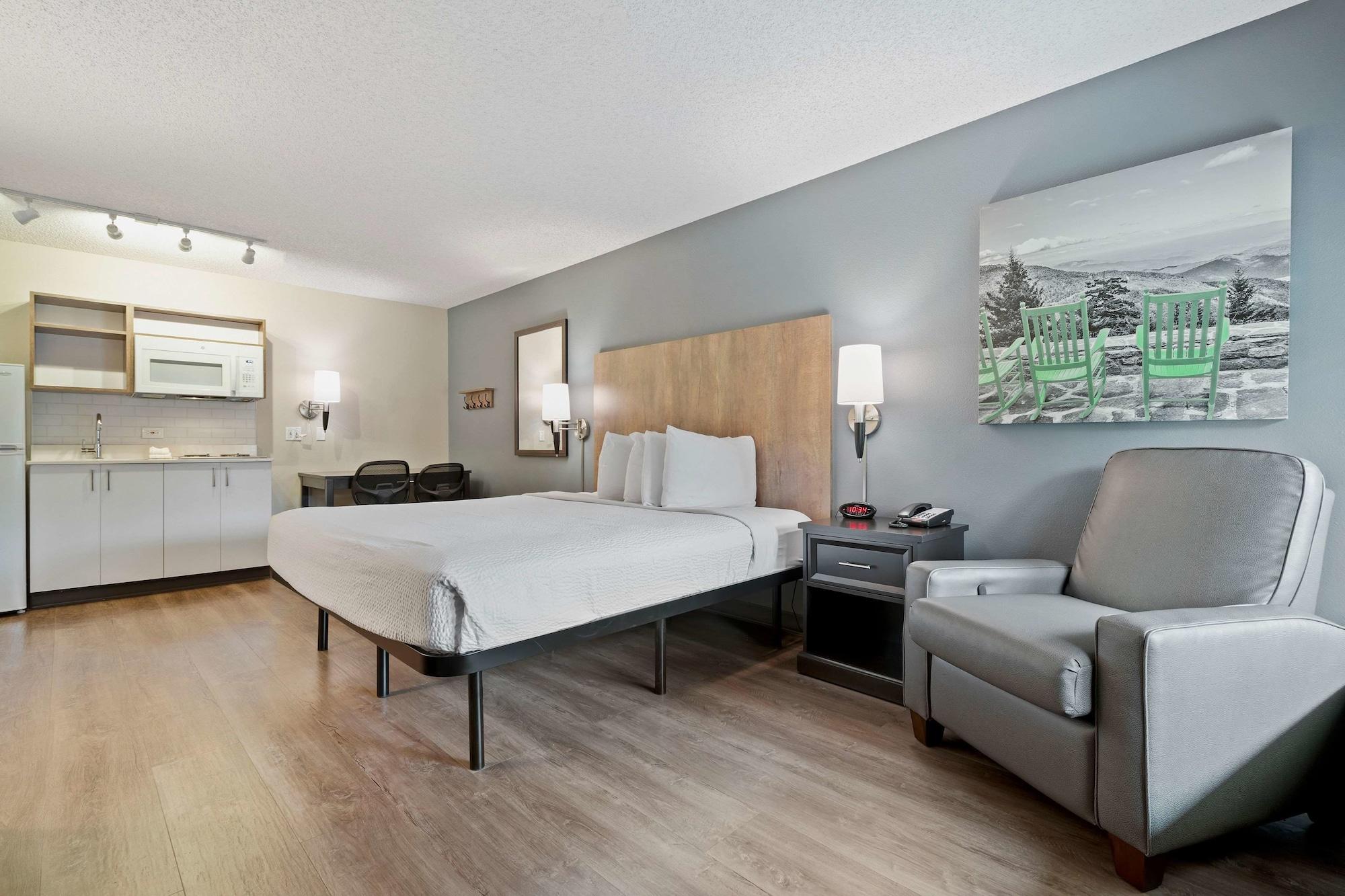 Extended Stay America Suites - Seattle - Redmond Белвью Экстерьер фото