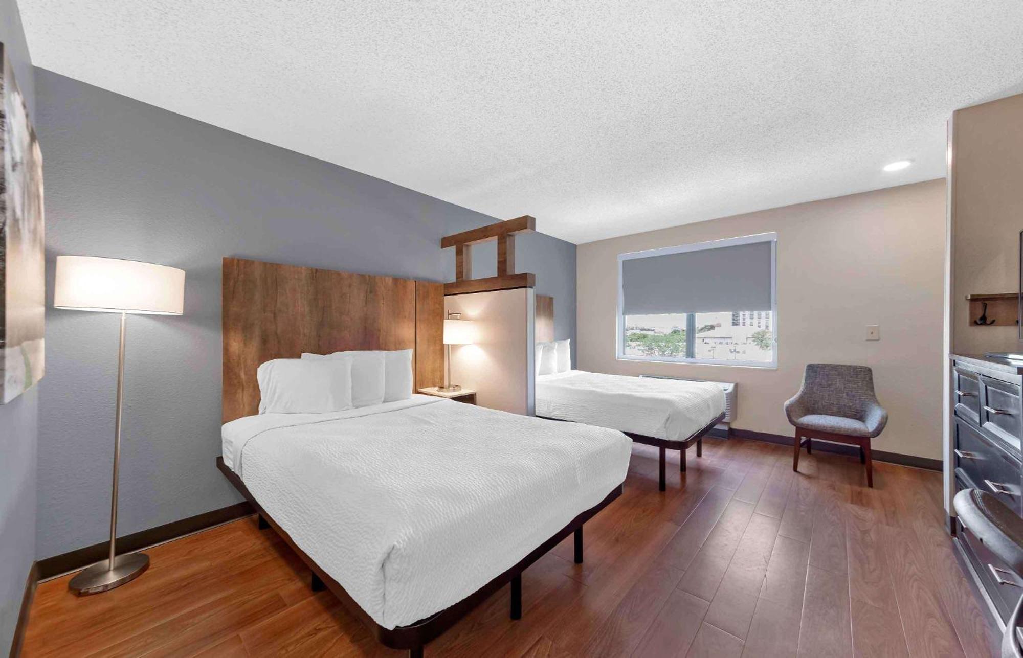 Extended Stay America Suites - Seattle - Redmond Белвью Экстерьер фото