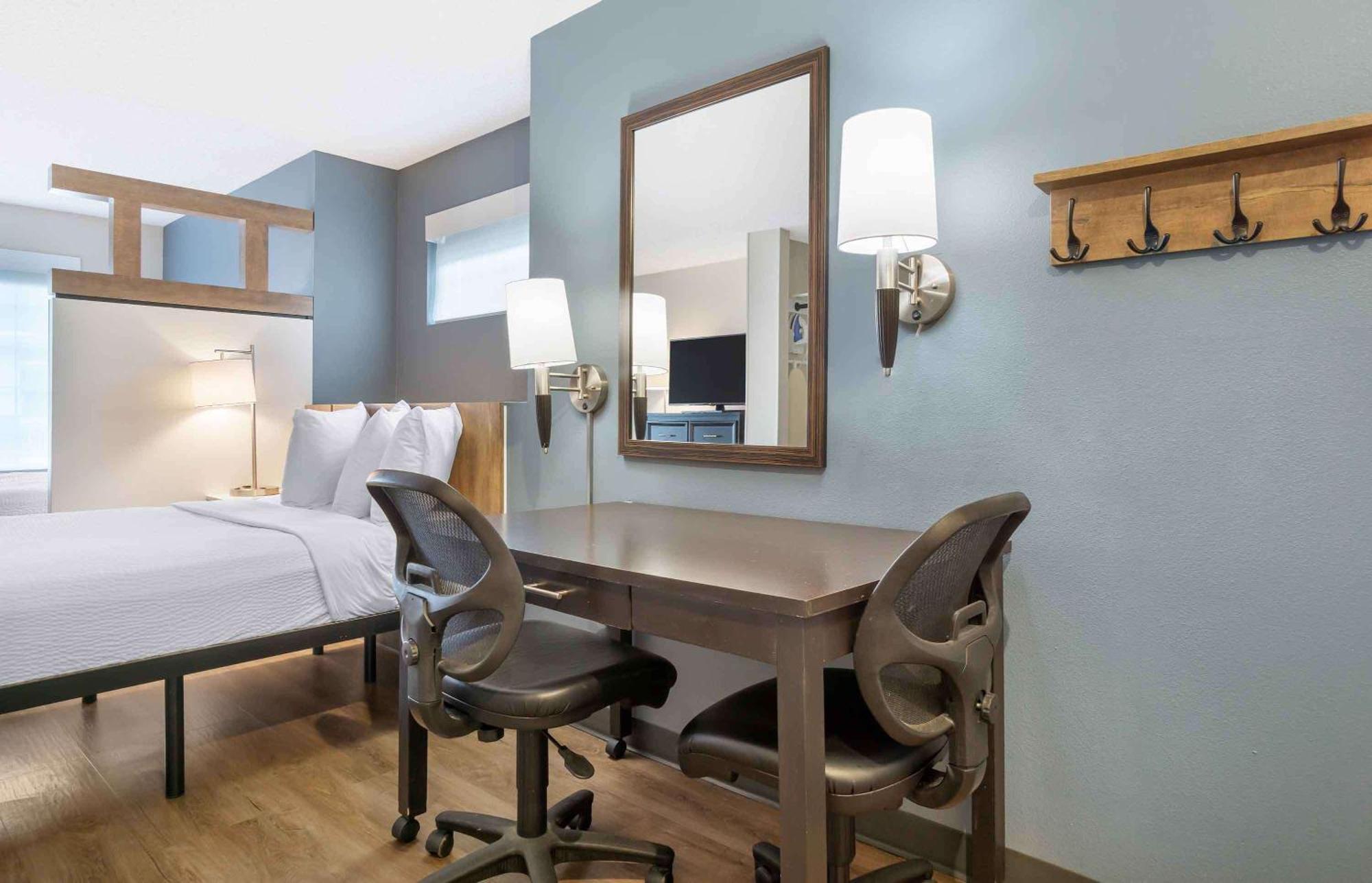 Extended Stay America Suites - Seattle - Redmond Белвью Экстерьер фото