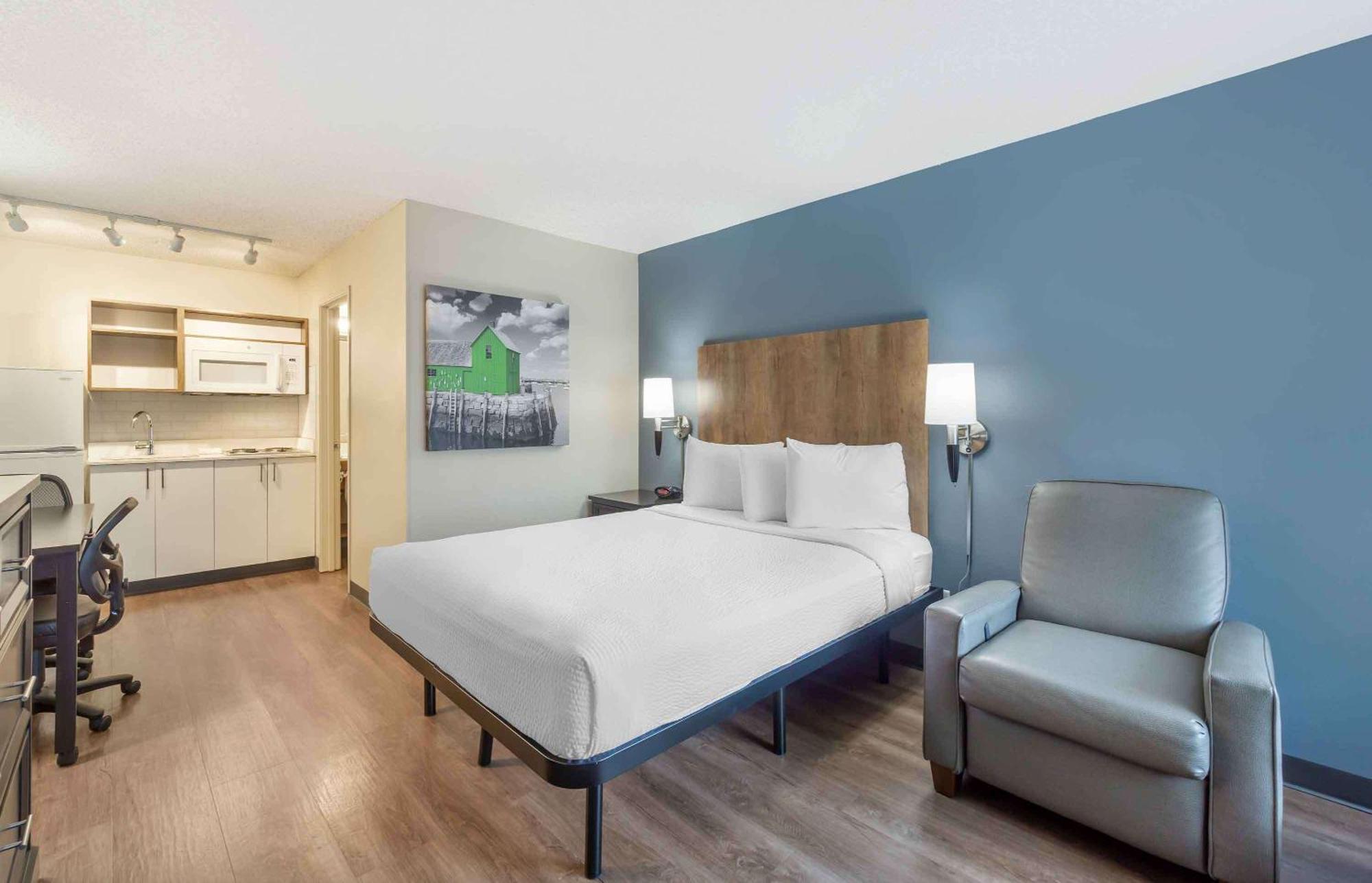 Extended Stay America Suites - Seattle - Redmond Белвью Экстерьер фото