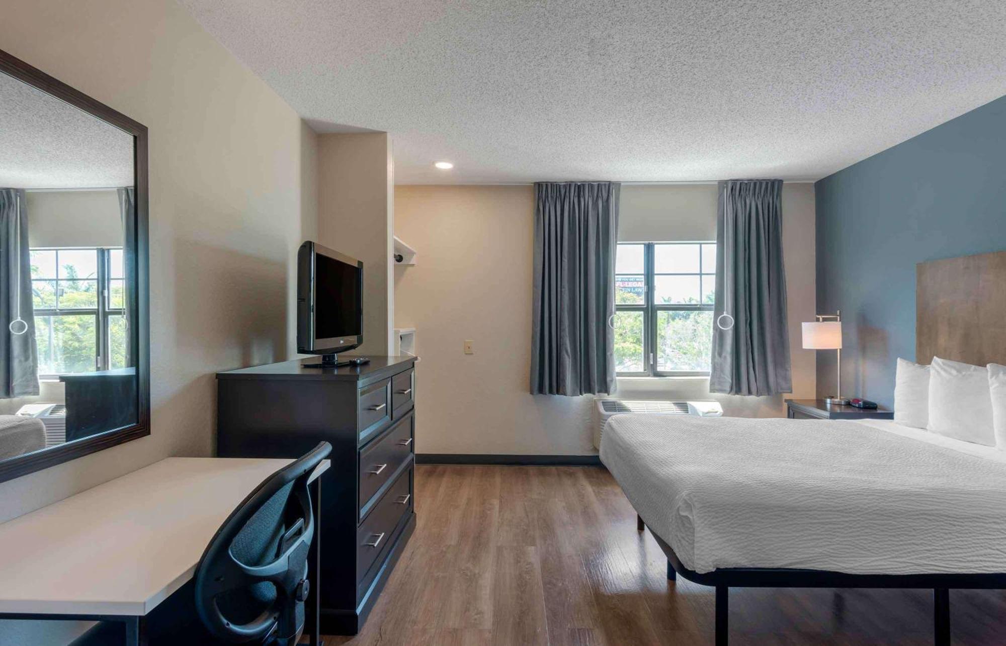 Extended Stay America Suites - Seattle - Redmond Белвью Экстерьер фото
