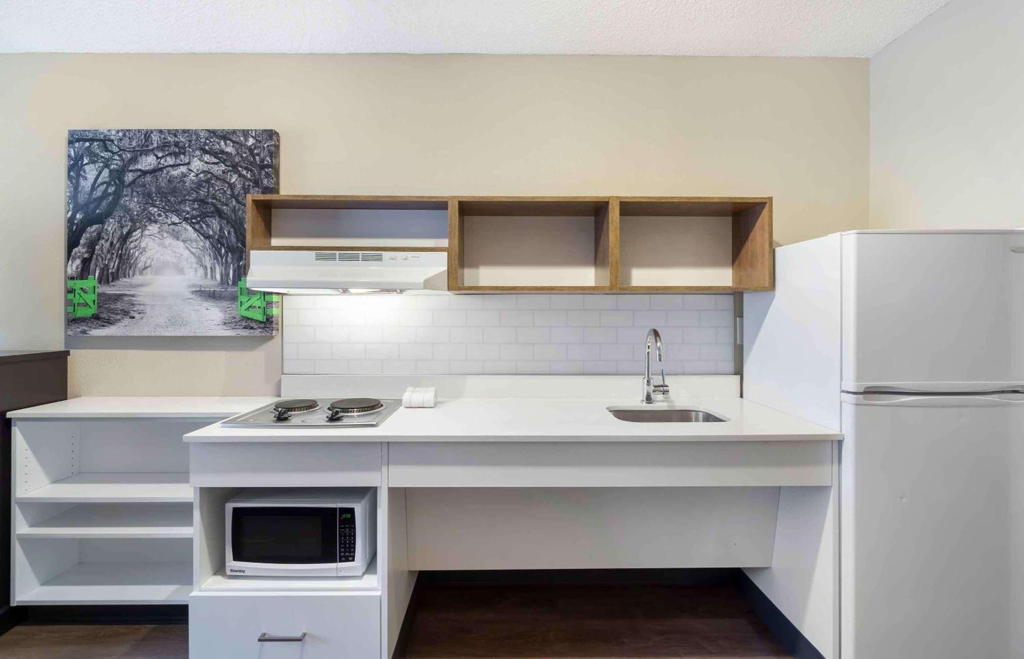 Extended Stay America Suites - Seattle - Redmond Белвью Экстерьер фото