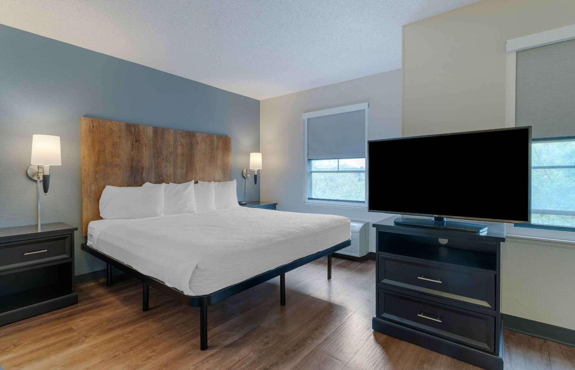 Extended Stay America Suites - Seattle - Redmond Белвью Экстерьер фото