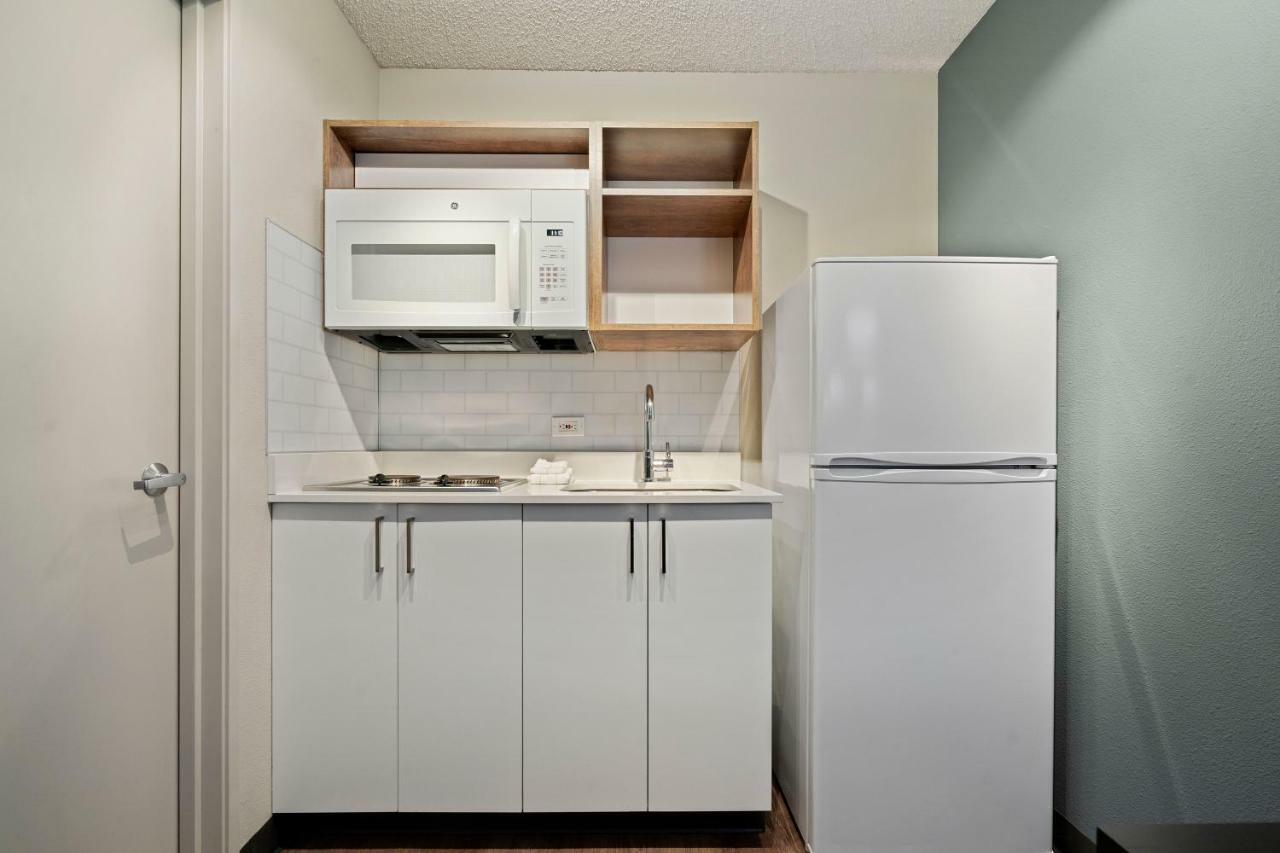 Extended Stay America Suites - Seattle - Redmond Белвью Экстерьер фото